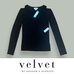 NWT Velvet by Graham & Spencer Emmos‎ Cut Out Shoulder Top, Size M, MSRP $168